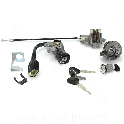 KIT SERRURES COMPLET ADAPT. TNT MOTOR ROMA / BOSTON 10 ET 12 POUCES  / ROMA 2T (SCOOTER CHINOIS GY6 50CC TYPE A) PEUGEOT VCLIC    